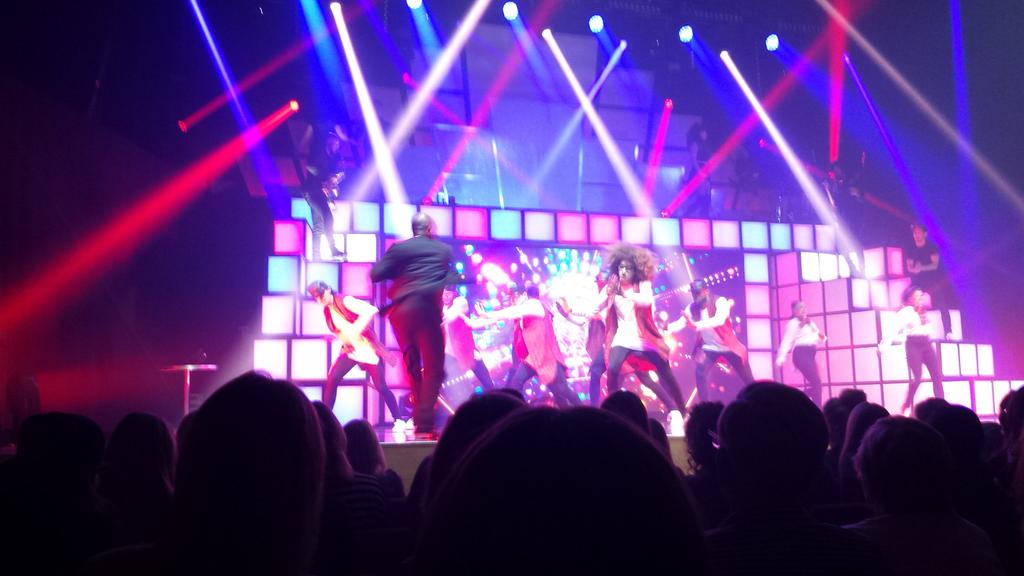 EmmaMacedo's tweet photo. @leepayyne  doing his thing with @Diversity_Tweet 👣 #UCAPtour https://t.co/zNxWEYeboe