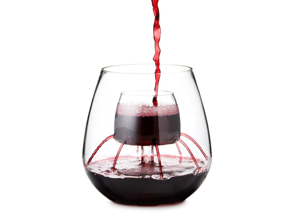 aeratewine's tweet photo. The Stemless Aerating #Wine Glass brings modern functionality to a mainstream trend: https://t.co/8NNAY4hC4b https://t.co/A5rfSyqH1j