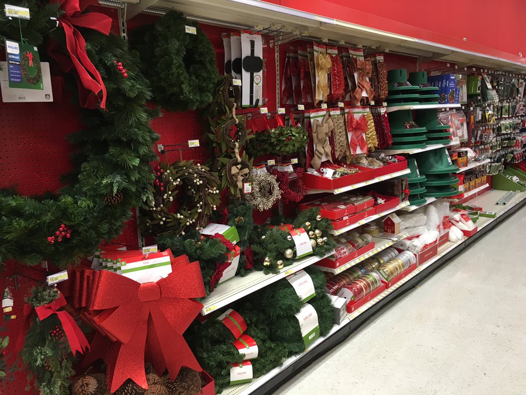 0914Target's tweet photo. T0914 is ready to sell some seasonal!  #G296SetAndFull @NicoletteSeitz @bigdh42 https://t.co/xMeG2K2h3r