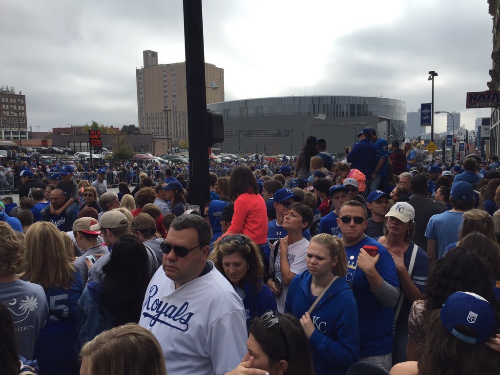 keithmarkmra's tweet photo. KC loves our @Royals This city is packed & electric! We won #WorldSeries & DID #TakeTheCown https://t.co/YpMZHUCiog