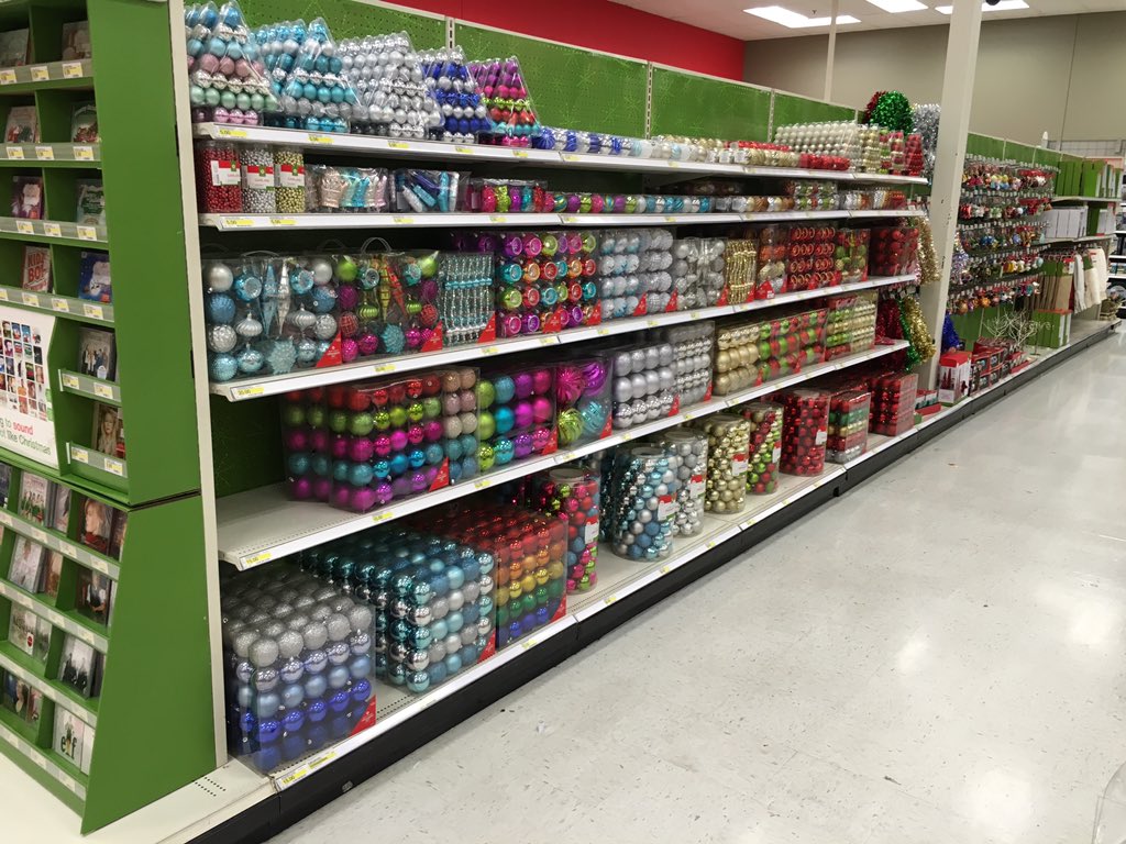 0914Target's tweet photo. T0914 seasonal set!  #g296setandfull @NicoletteSeitz @bigdh42 https://t.co/kyuqTF2L4n