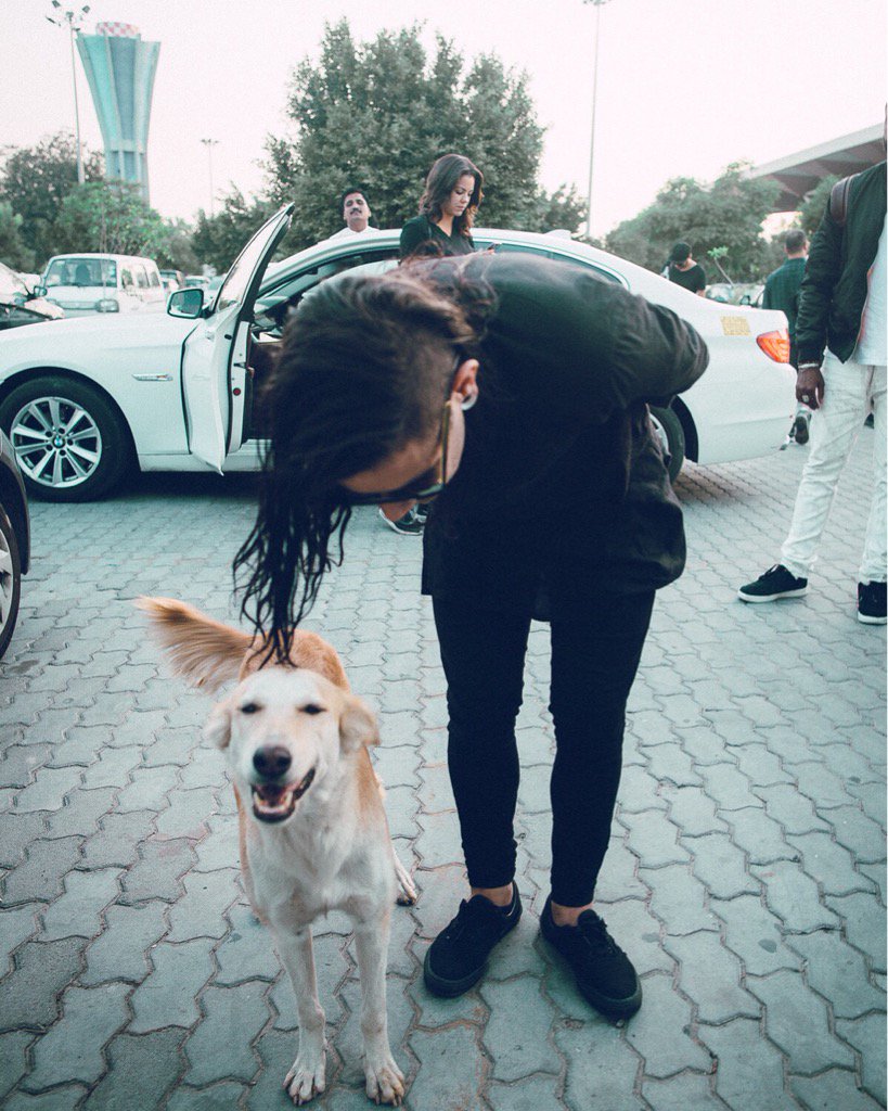 Skrillex's tweet photo. happy Monday to theeeee https://t.co/FhspC1b8z8