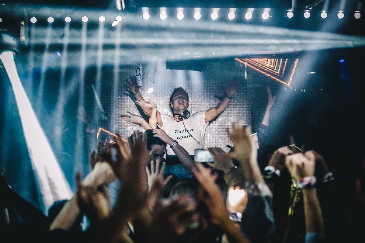 LavoNY's tweet photo. This Thursday, @DashBerlin returns to @LavoNY! Tickets on sale: https://t.co/uuaqz3weHU https://t.co/lPy5lg9M2t