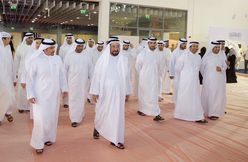 Sharjahnews's tweet photo. حاكم الشارقة يتفقد الاستعدادات النهائية لـ #معرض_الشارقة_الدولي_للكتاب ١ https://t.co/4Mt1FynCwe