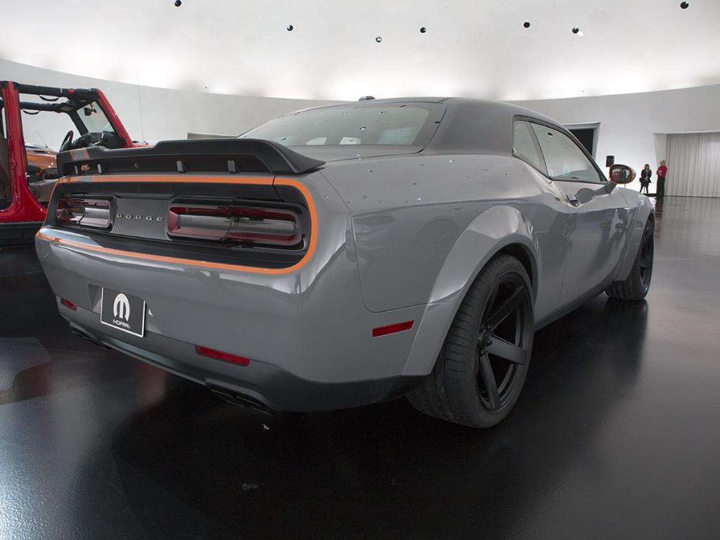 Dodge's tweet photo. All-Wheel Drive from all angles. #SEMA2015 https://t.co/qzJ0N94kkK