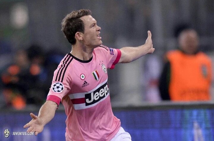 LONGOBARDAFFC's tweet photo. Complimenti a steph per l'ottimo rientro... #WelcomeBack @juventusfc https://t.co/1pdIdOmySy