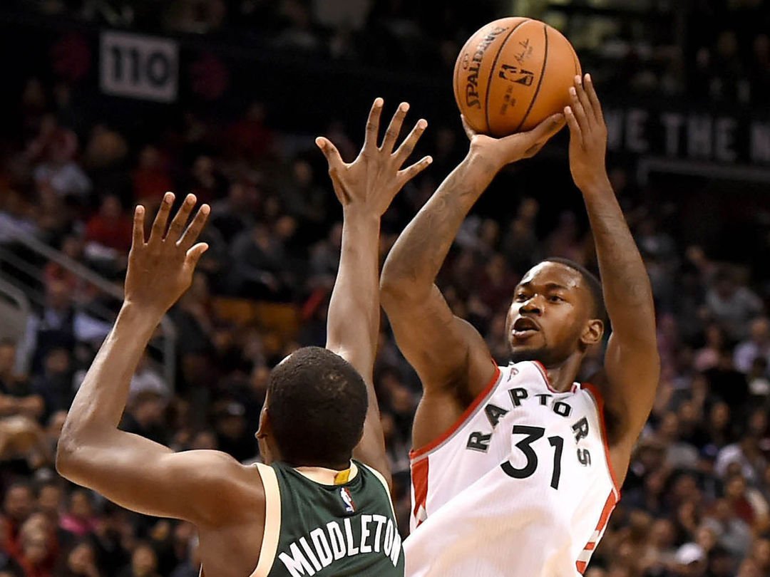 theScoreNBA's tweet photo. Report: Terrence Ross' deal with Raptors worth $31M over 3 years https://t.co/K8cXw4vgqc https://t.co/Ie7dlZMutc