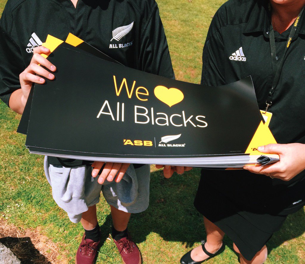 ASBBank's tweet photo. Come and get your All Blacks parade sign from us at Victoria Park! #BackingTheABs https://t.co/zthmjs4uec