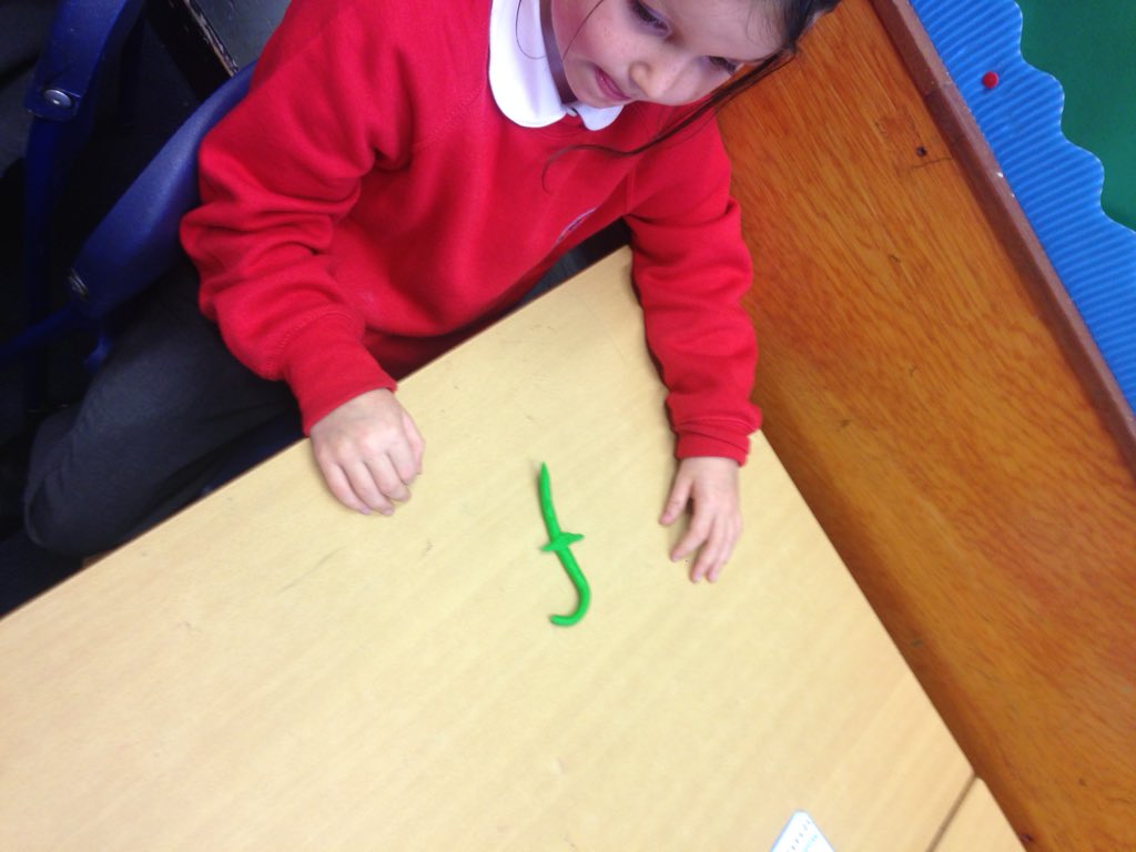 P2LHOMPS's tweet photo. We worked hard today putting letters into alphabetical order #MakingGrammarFun https://t.co/zuEcEUlJSs