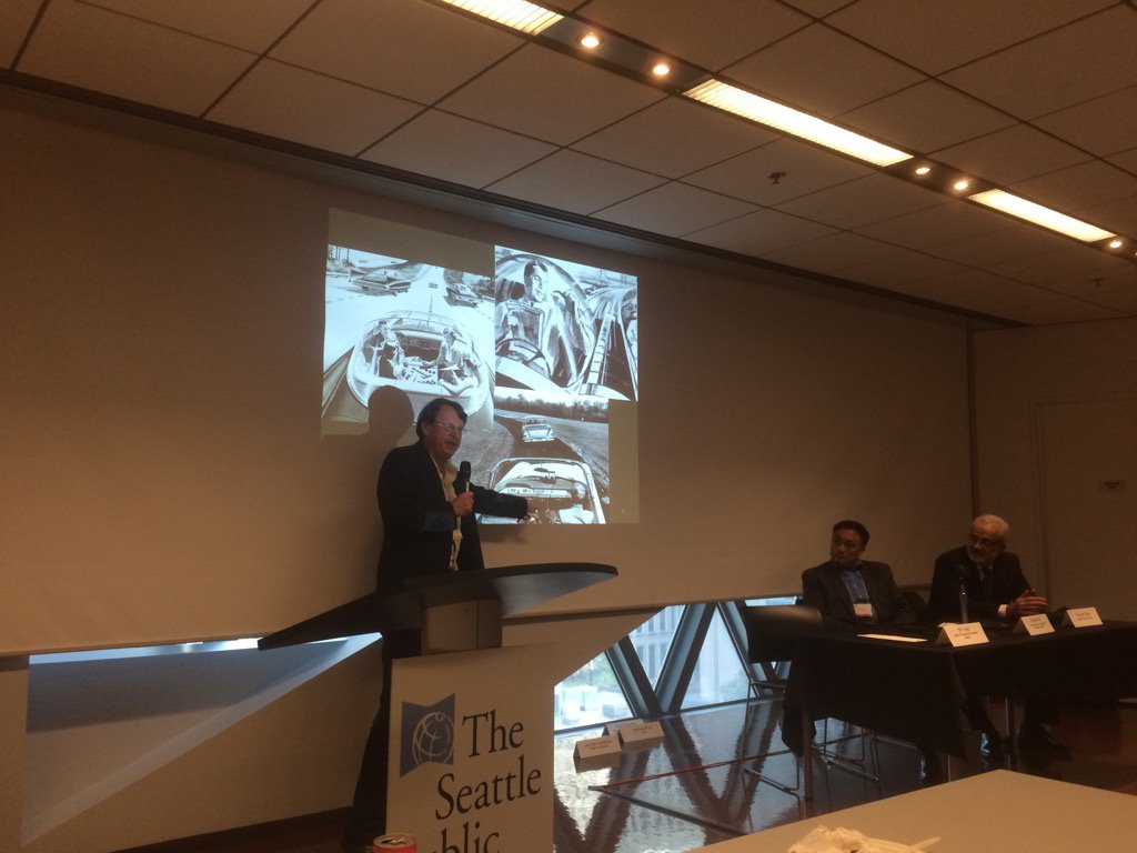 washingtonITS's tweet photo. Bill Legg of WSDOT at #ITSWA15 taking about autonomous vehicles in WA https://t.co/YSQvw9P5nx