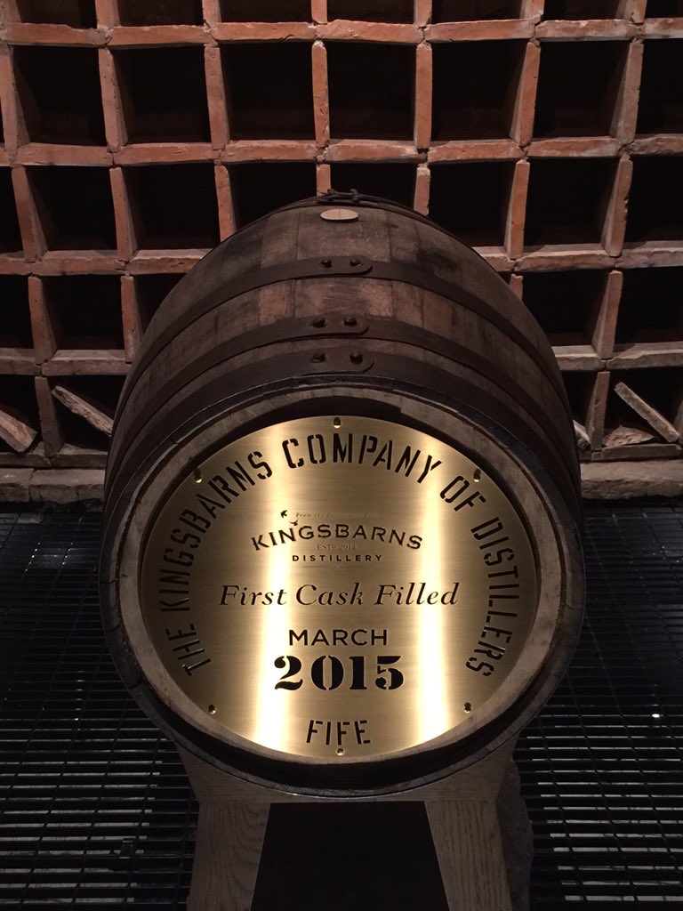 ClanBrewing's tweet photo. @KingsbarnsDist #firstcask #whisky #standrews #fife https://t.co/YJdPP0QwGQ