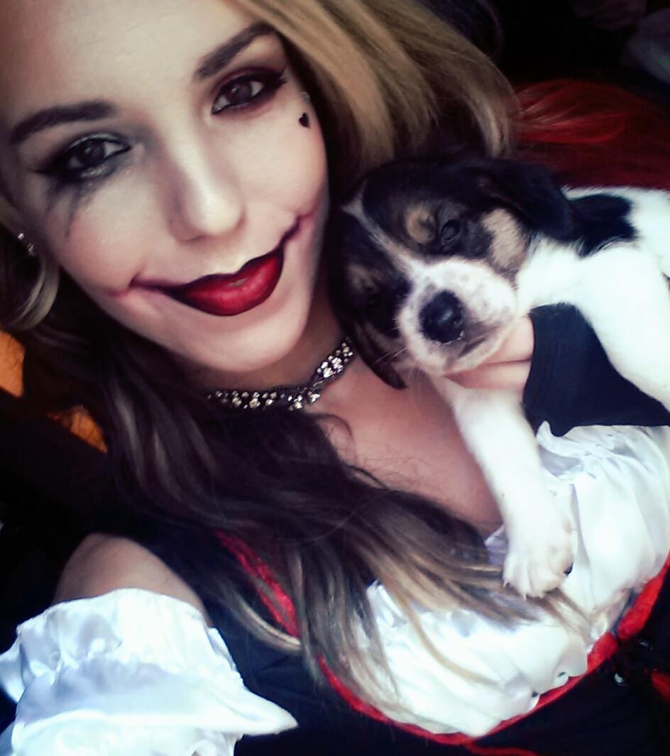 Lil_MistyMay's tweet photo. Ik this is so late but...Happy Halloween Puddins! ;) Lol.
#Halloween #Harleyquinn #costume https://t.co/wLelUxUBw4