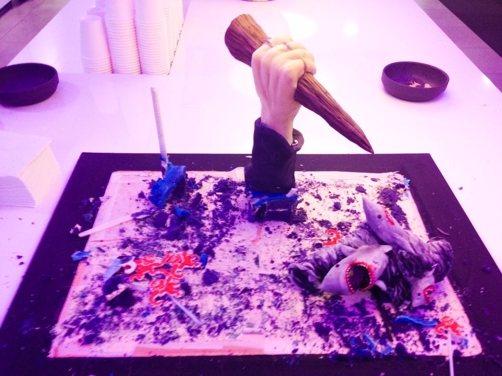 UniIntlStudios's tweet photo. #NBCUfamily #WeDoCake #SquadGoals https://t.co/KwgYDKGn73