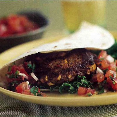 reciperehab's tweet photo. These southwestern pumpkin burgers make a delicious dinner served with fresh tomato salsa https://t.co/oRF9JL7sD4 https://t.co/ftuM9SdkwD