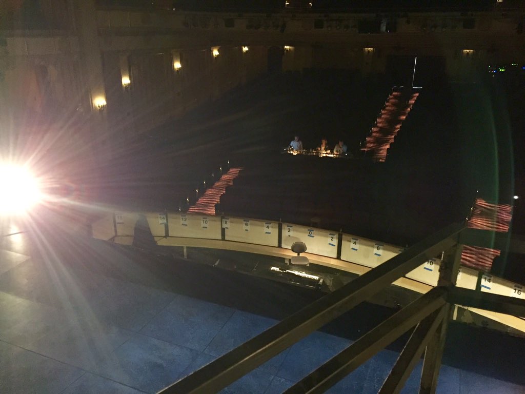 KidKourt13's tweet photo. View from Donna Elvira's balcony. #opera #DonGiovanni #LightWalking #TechWeek @operasb https://t.co/qhk9LwoDOV