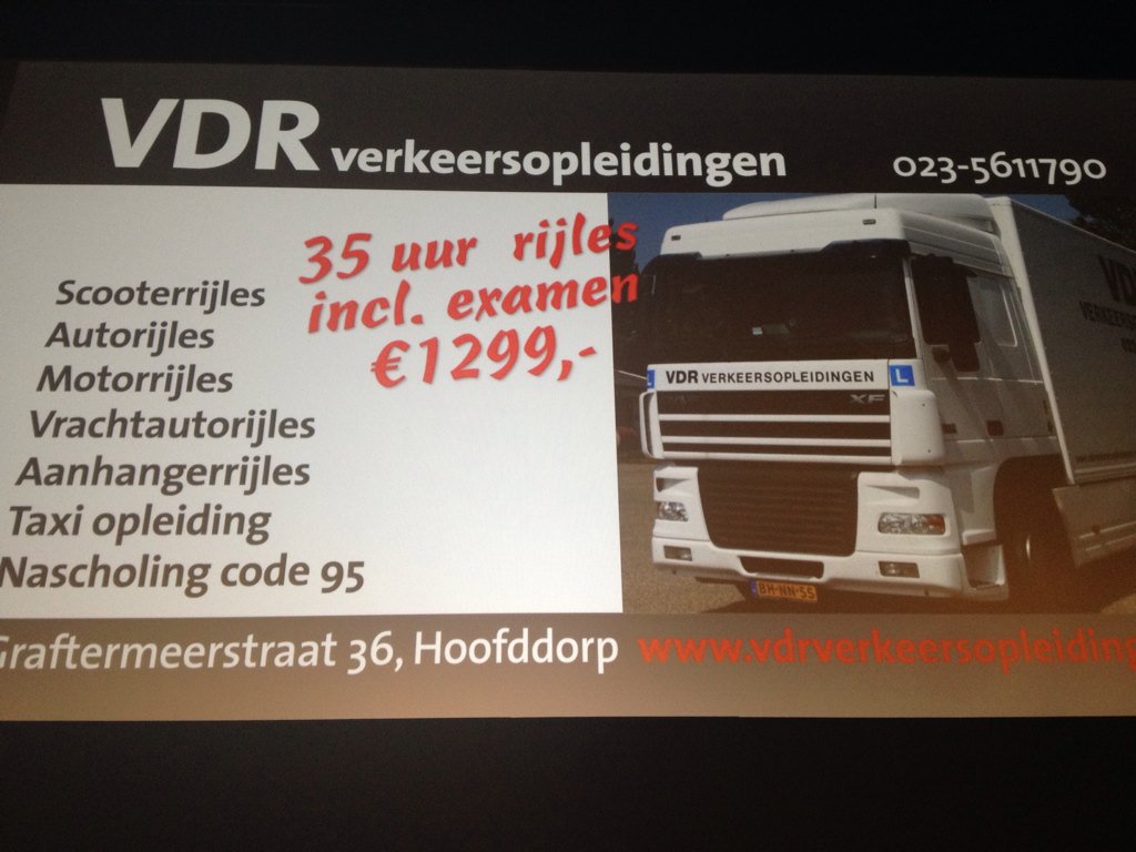 AvanDoorn_'s tweet photo. #reclame van @vdrverkeer in de #bioscoop in #hoofddorp#rijbewijs#chauffeursdiploma#code95#voorallerijbewijzen https://t.co/MamXs7FyHH