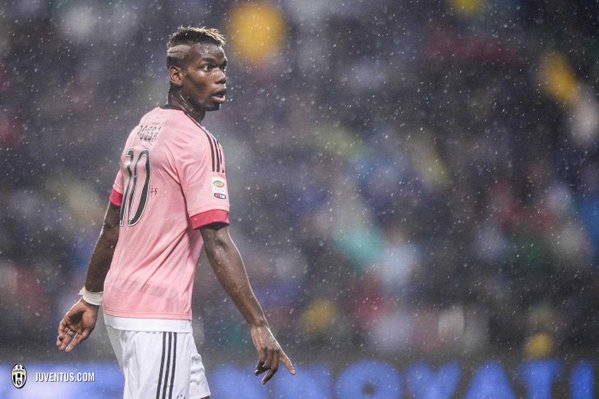 juventusfcen's tweet photo. 45' And let's not forget @paulpogba's pinpoint pass for #Lichtsteiner's goal. A great assist. #BMGJuve #UCL https://t.co/QTBRSXxD8C