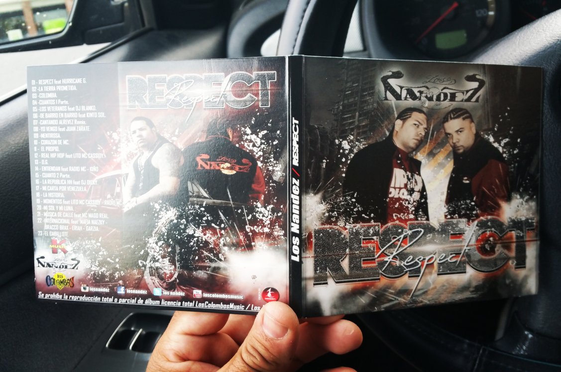 losnandez's tweet photo. Aquí lo tienen nuevo álbum de @losnandez disponible próxima semana en el festival #rapalparque #2015 #hiphoplatino https://t.co/eQF0s8utUe