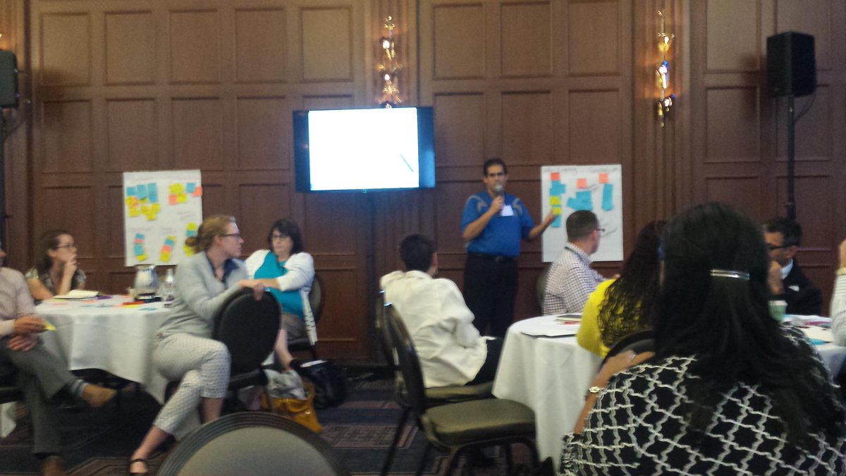 dwilliamsCLI's tweet image. Administrators discussing culture of learning. @carnegielearn #DigitalLearn