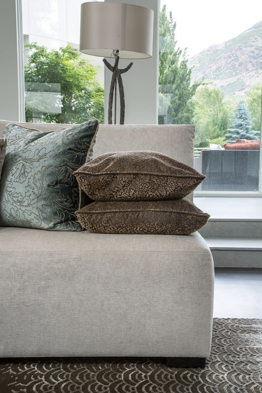 ambdesign77's tweet photo. Layers of luxurious textiles make any space inviting. #AMBdesign #AMBdetials #organicemodern https://t.co/UDwQjM5AlT