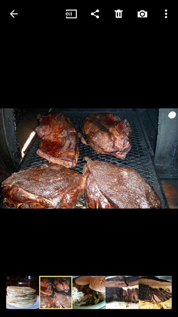 StraightFromTex's tweet photo. RT to enter chance to win POUND OF BRISKET to be given away this Sat !! #BRISKETLIFE https://t.co/i3PYWQxZap