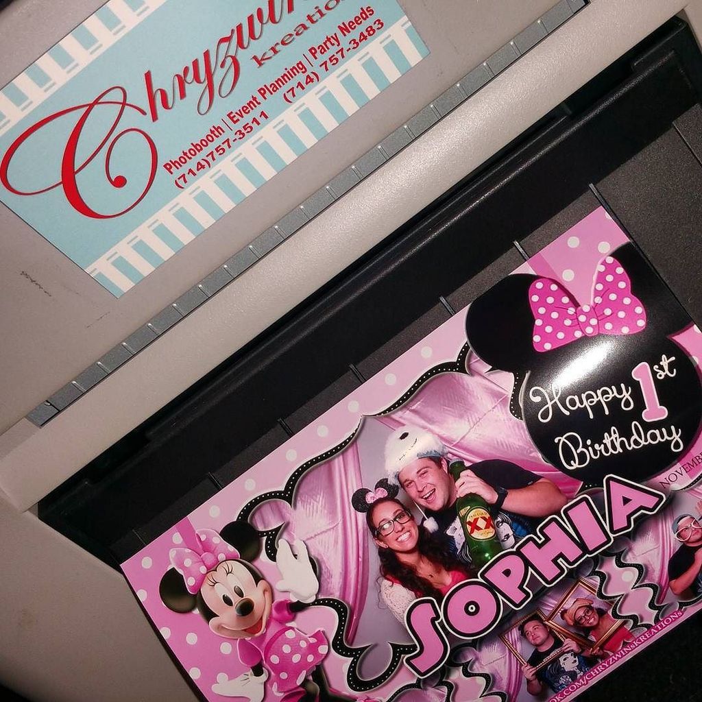 TeaganDaner's tweet photo. Happy 1st Birthday, SOPHIA!
MINNIE MOUSE THEME PARTY
Photobooth Special
#chryzwinkreations #photobooth #minniemo… https://t.co/zKHeDGLRVZ