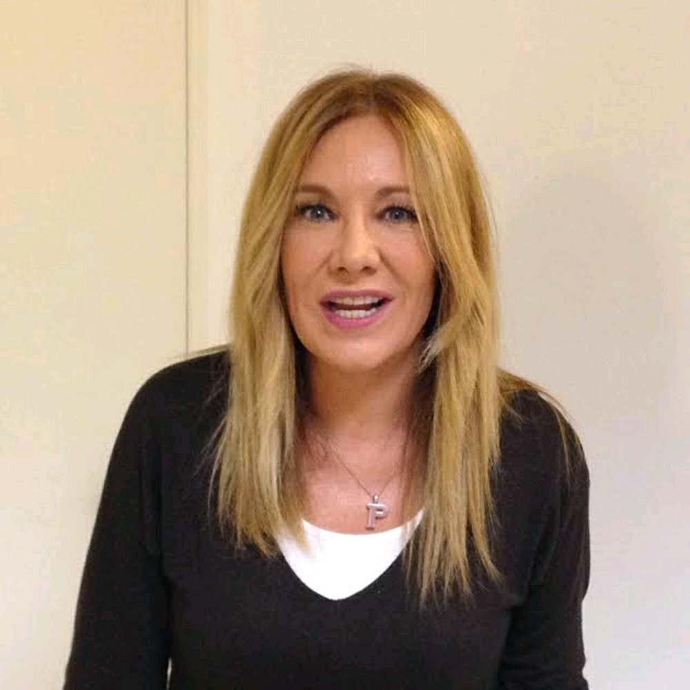 lavane1991's tweet photo. Hola, estoy mirando Gran hermano 16
 https://t.co/WEegwq1Vcq https://t.co/F6dcolU5ZU