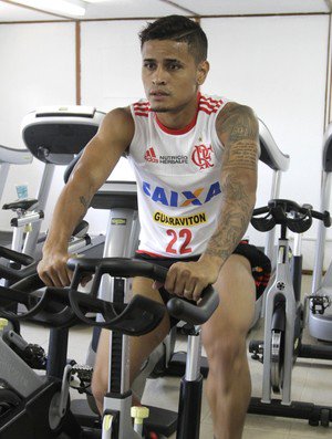 danielperrone's tweet photo. NOVO POST Tricolor 2016 a base de troca! Leia: https://t.co/7MaXjuwRcF #SPFC https://t.co/sKEtUSa75v