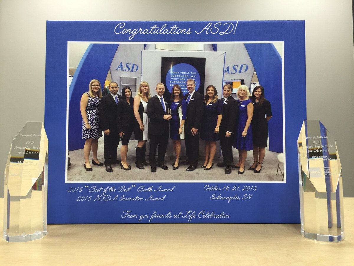 myASDcalls's tweet photo. THANK YOU to our friends at @LCelebration1 for giving us this incredible canvas photo of the ASD team #NFDA2015 https://t.co/Pw7uUxFNbV