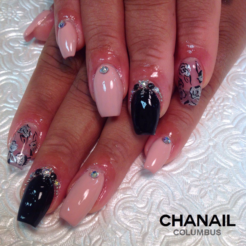 ChanailColumbus's tweet photo. $5 off any full set! https://t.co/JtC6yS6jQT