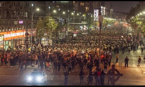 vtchakarova's tweet photo. Meanwhile in #Bucharest, #Romania.
#bucharestcolectiv #ColectivClub #coruptiaucide https://t.co/eKqXGxc7B1