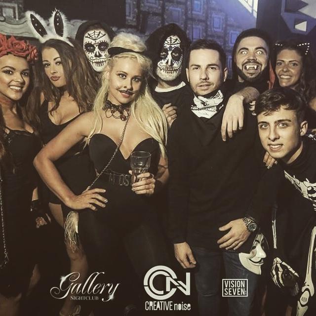 NikkiWarner13's tweet photo. @GalleryClub_ #creativenoise 👻 https://t.co/JZskZiUvk1