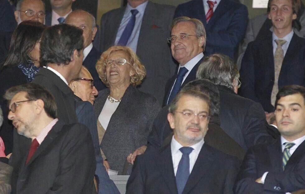 miquelroig's tweet photo. Ah, hemeroteca
 16/7> Carmena, al FT: “Real Madrid has not invited us yet, but if they invite us we won’t go” 
4/11> https://t.co/qDrk9LHzy3
