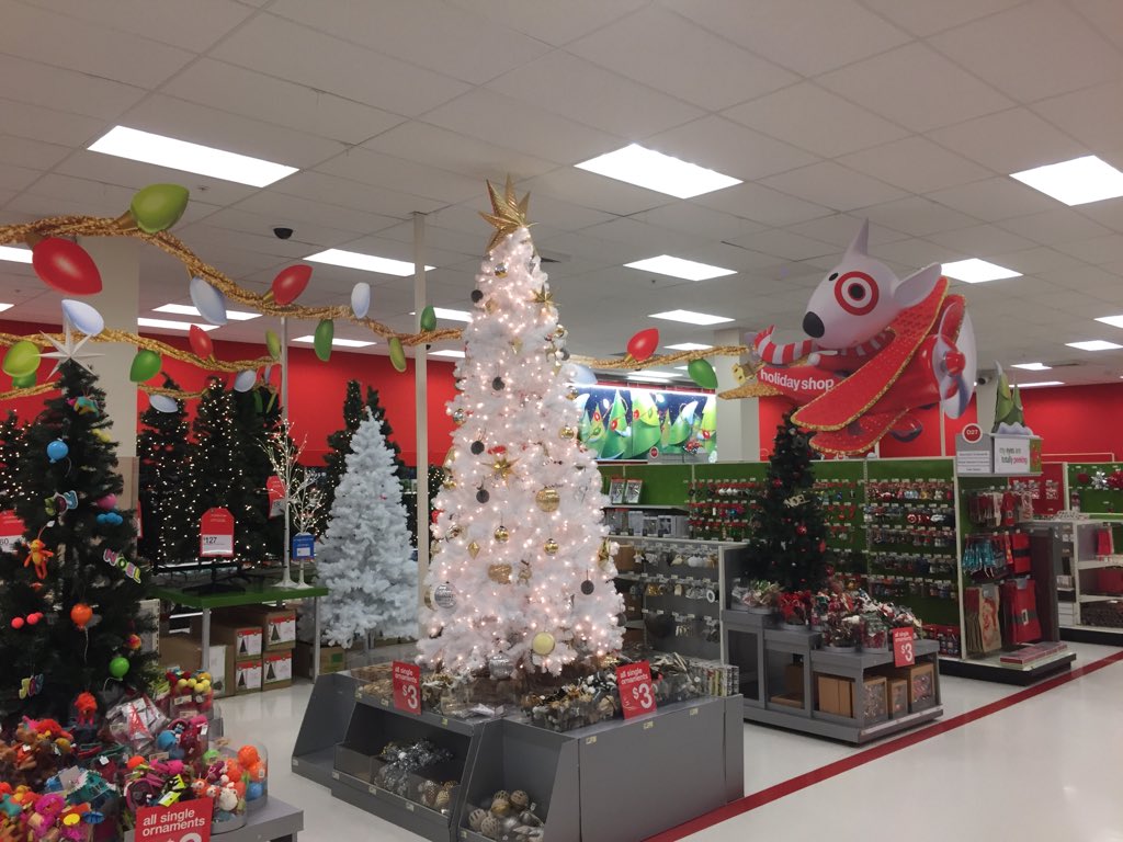 NChatzakis's tweet photo. T-2802 is ready to drive sales this Holiday season!!! #G296setandfull https://t.co/gMmqCYZGi6