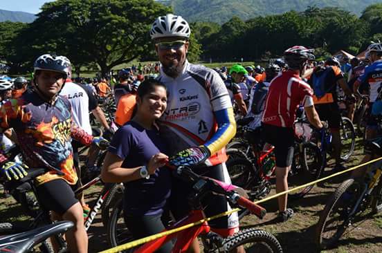 Entrepanasmtb's tweet photo. #4tavalida #copafox @FoxHeadVzla @LasDoceHoras @GatoradeVzla @Entrepanasmtb @dcastavenezuela @A1WINOFFICIAL #turmero https://t.co/VJwkWJX8Jg