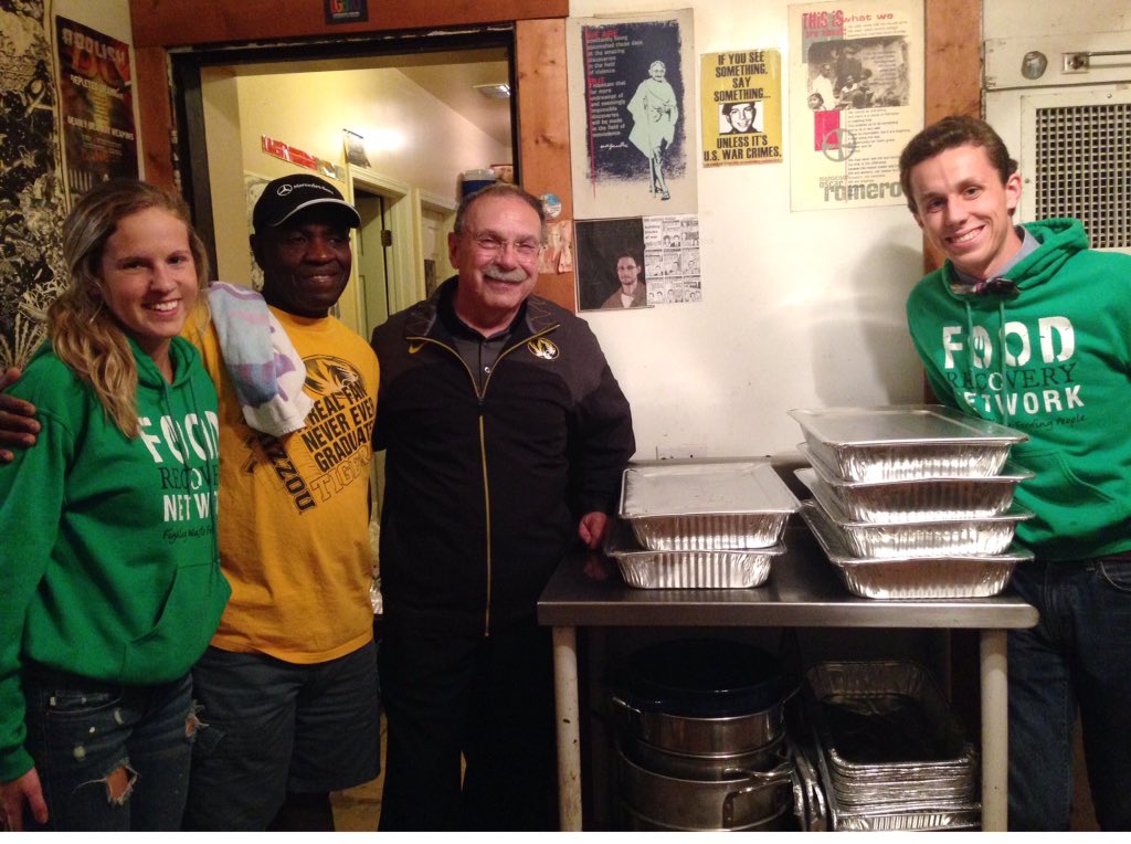 MizzouFRN's tweet photo. Thanks @bowtieger for volunteering with us tn! like on fb to find out how u can help too! https://t.co/UxNnP4ymYP https://t.co/MHxyS80l8F