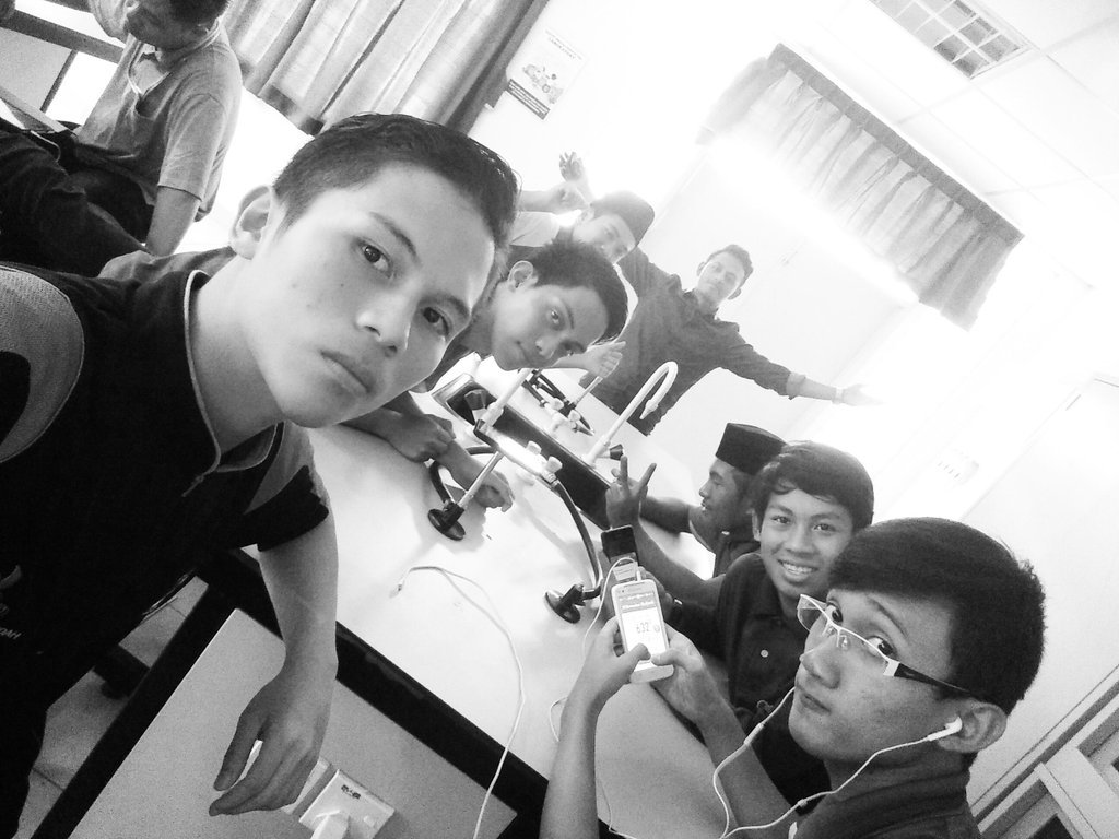 izar_ohhyeahh97's tweet photo. Kelas tambahan STPM.
#14dayleft https://t.co/GfM12OzMfI