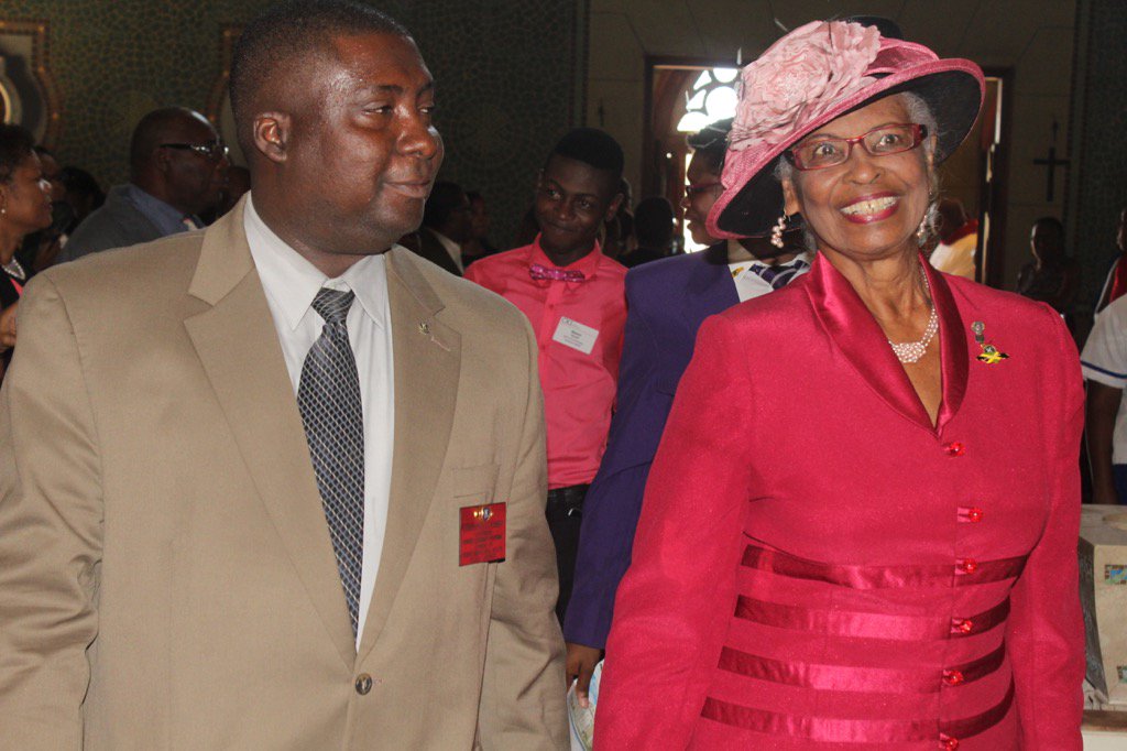 BWolmers's tweet photo. @_Kinosanx @KeyClubJamaica @WBS_Keyclub the zone coordinators at district church service @Kelroydaily@RasInfluential https://t.co/fmY3lkdbI3