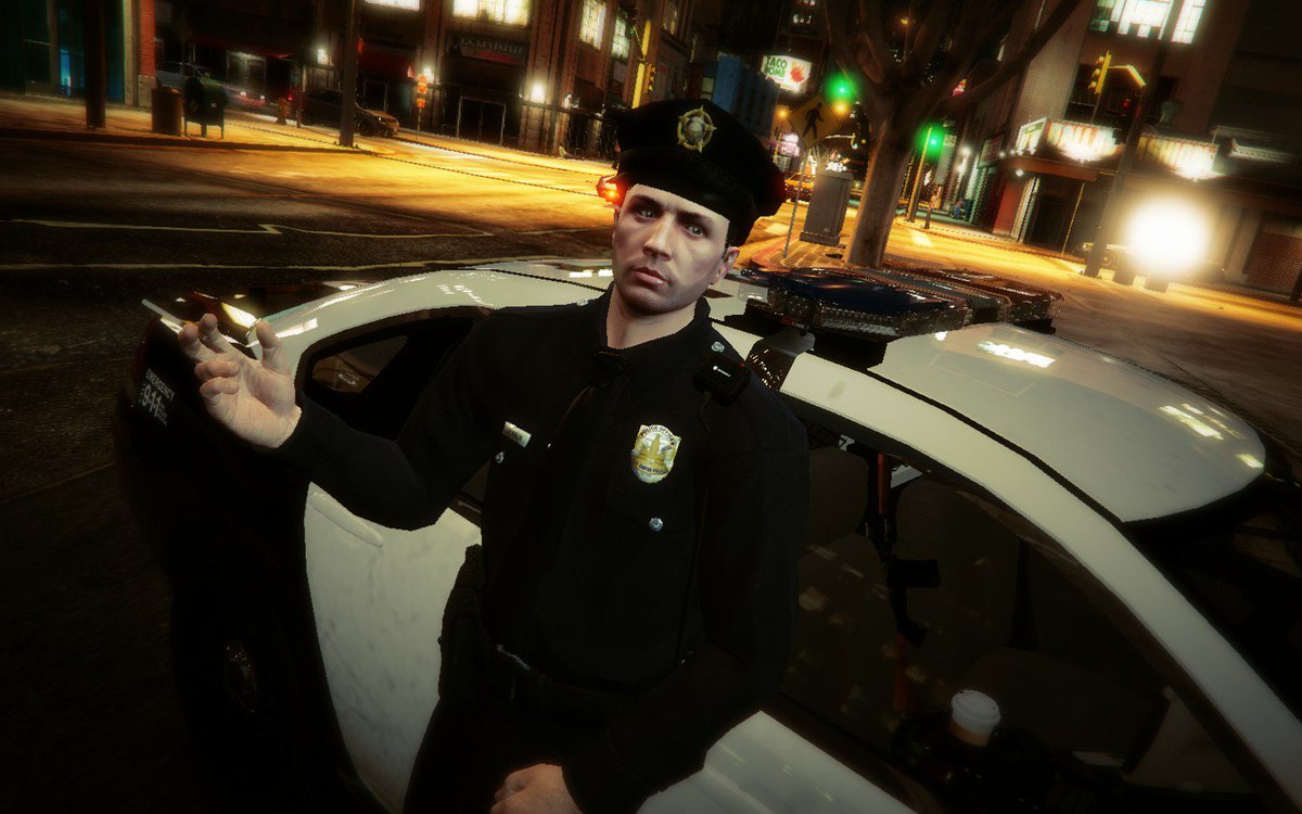 Alex_Ashfold's tweet photo. This picture was taken by my FTO @Lawrence_LSPD  ten years ago, during my first week. May he rest in peace. https://t.co/crlPLGHOL0