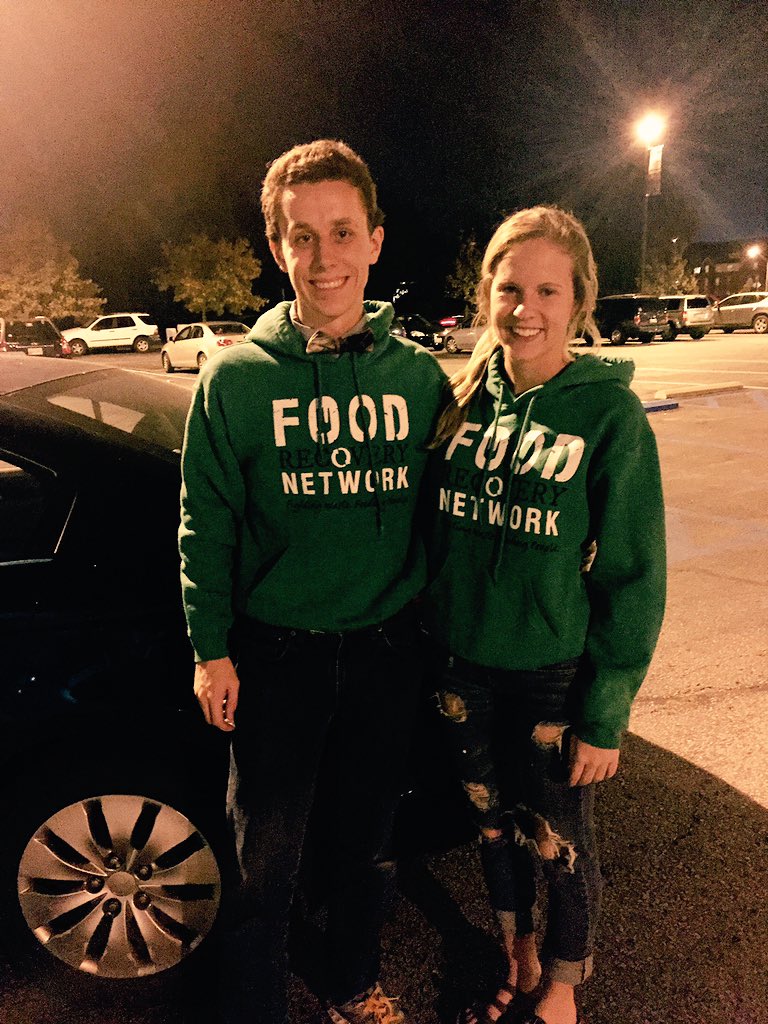 bowtieger's tweet photo. @MizzouFRN Thanks for feeding the hungry in #CoMO #leadership #service https://t.co/nShlSh4aEl