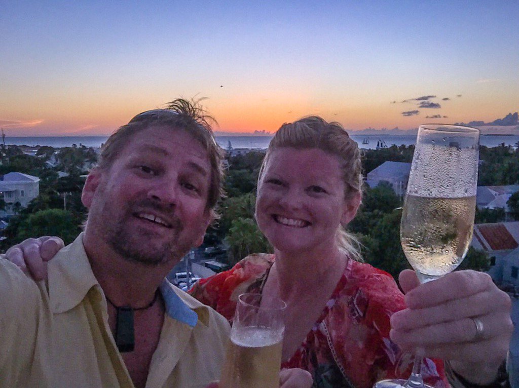theplanetd's tweet image. A sunset champagne toast from @LaConchaKeyWest rooftop spa #rewardingexperiences  #ad