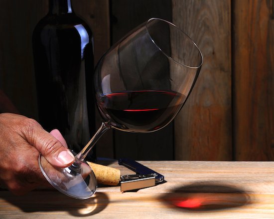 WineEnthusiast's tweet photo. Wanna turn your love of wine into a career? Here's a look at three common routes: https://t.co/xApgYRP1cm https://t.co/4M7ZitaamU
