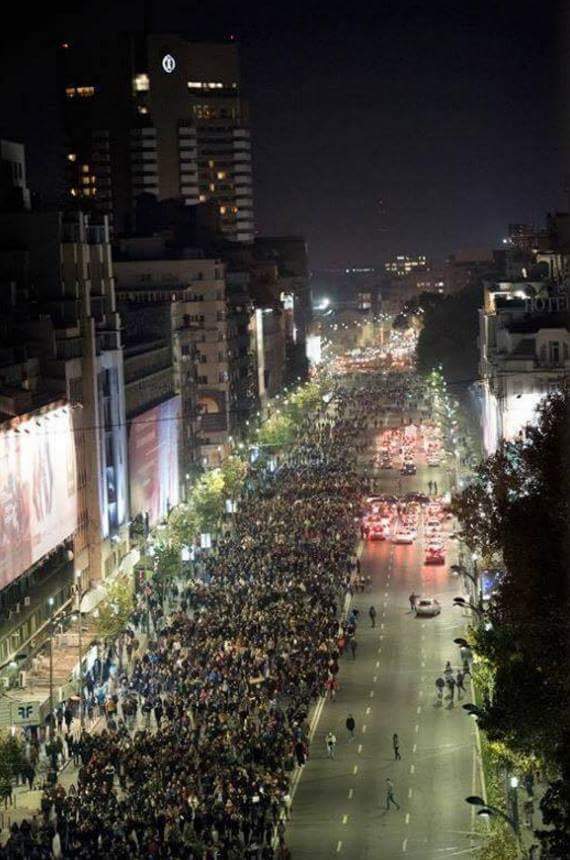 CamiPopescu16's tweet photo. We're not numbers,we're free,we're so alive.And the day we give in is THE DAY WE DIE #bucharestcolectiv #JosGuvernul https://t.co/93qsJpNYcw