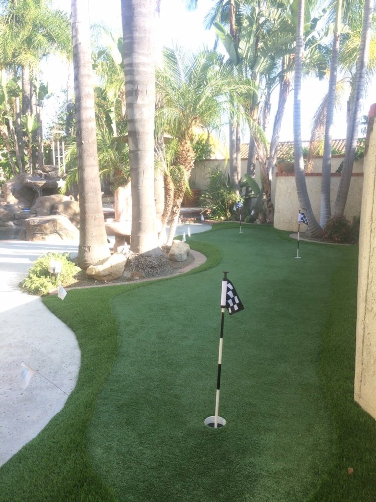 OCTurf_'s tweet photo. Nylon Putt 2tone and #TigerTurf Everglade Spring are a perfect way to make your #backyard a #puttersparadise #OCTurf https://t.co/8Cp3gmj24O