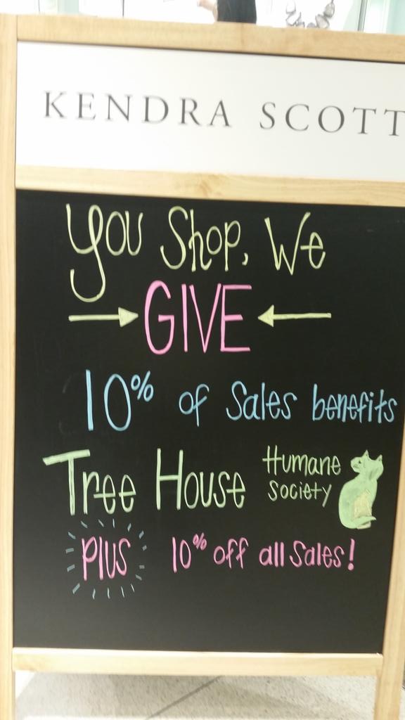 ashashsmash0's tweet photo. Stop by @KendraScott at 900 N Michigan between 5-7pm and support @TreeHouseCats! Snacks and sips abound #BCB2015 https://t.co/5CAPOhv4CI