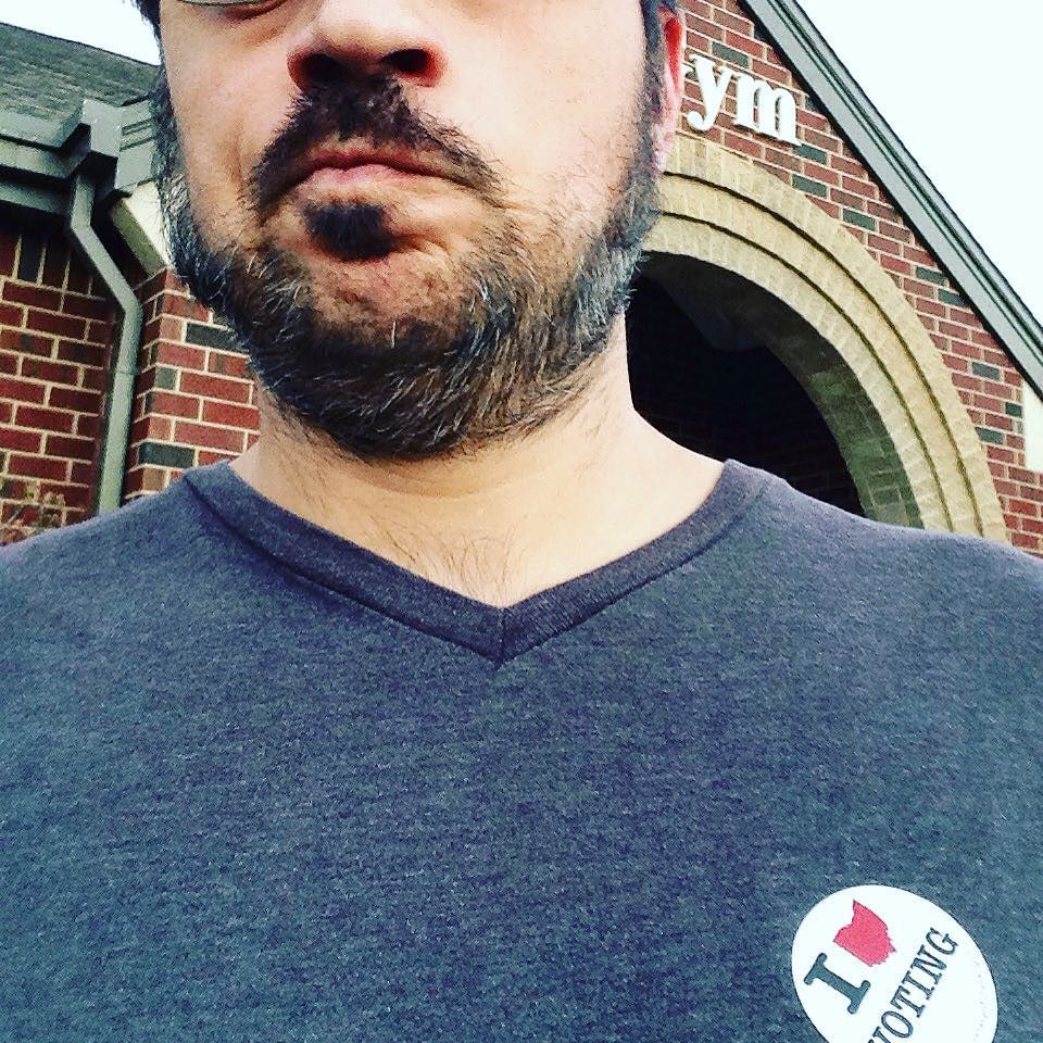 JoeLRobb's tweet photo. I done voted. #alltheissues https://t.co/Ma3R7RusnS https://t.co/QP02BesecH