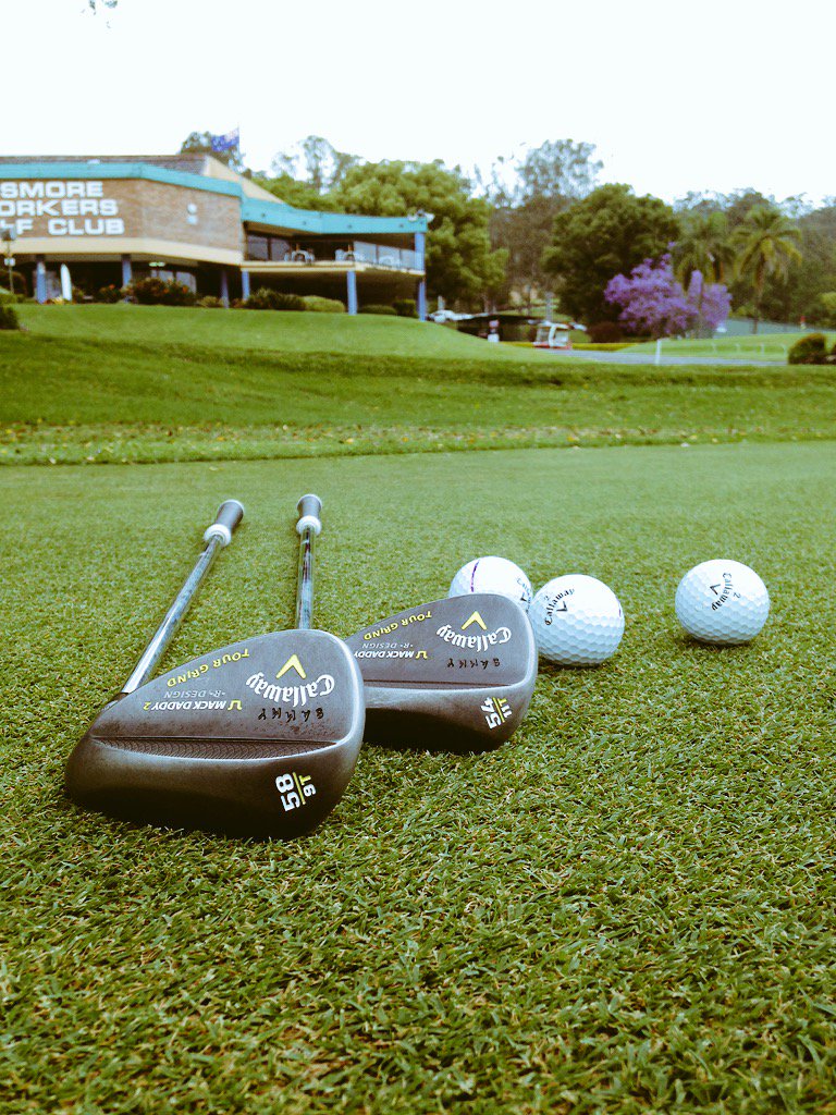 SamBrazelGolf's tweet photo. @Callaway_Bilbe @CallawayGolf loving my new #MD2 #tourgrind wedges #teamcallaway https://t.co/K4zc1HZGhG
