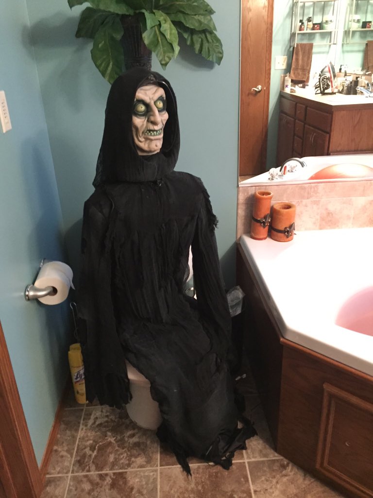 Too much Halloween candy got me like...