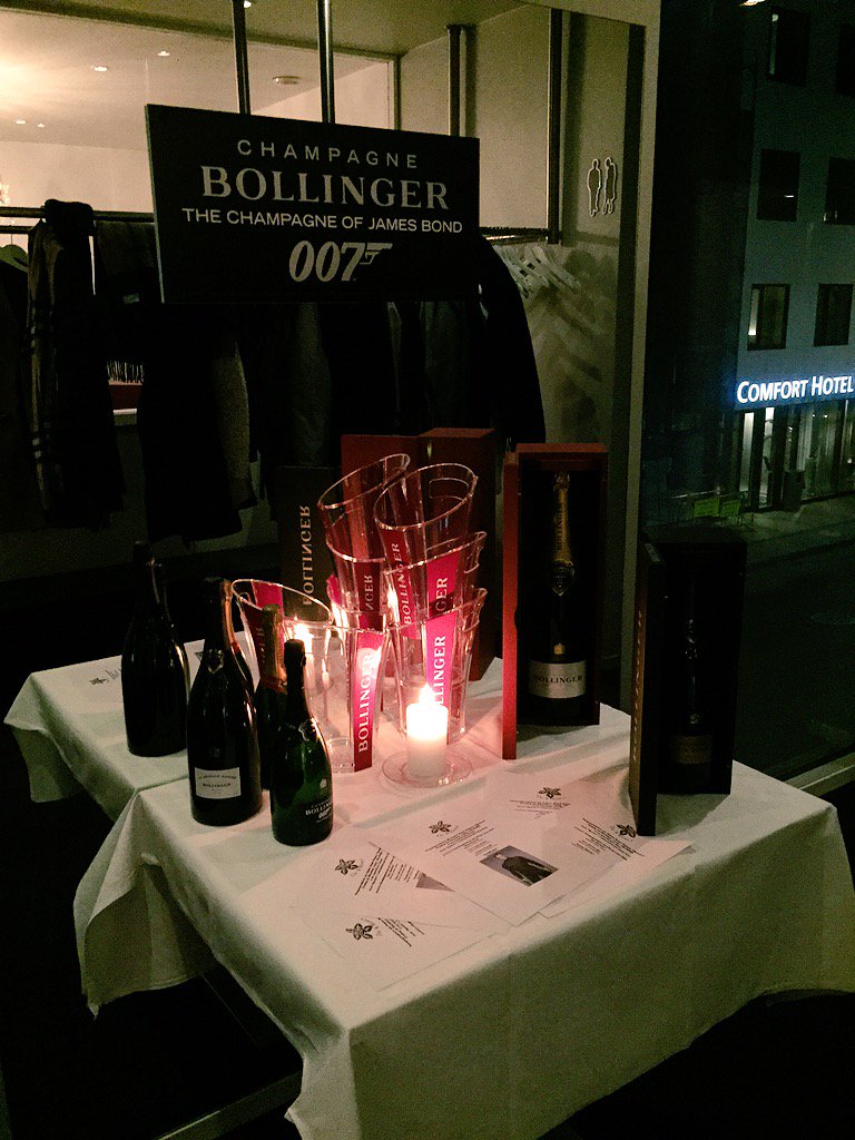 de4rosertroms's tweet photo. Vi hadde en fantastisk James Bond kveld på @de4rosertroms på Fredag..See you at the next one! #NewNordic #Bollinger https://t.co/tNDADsbIkj