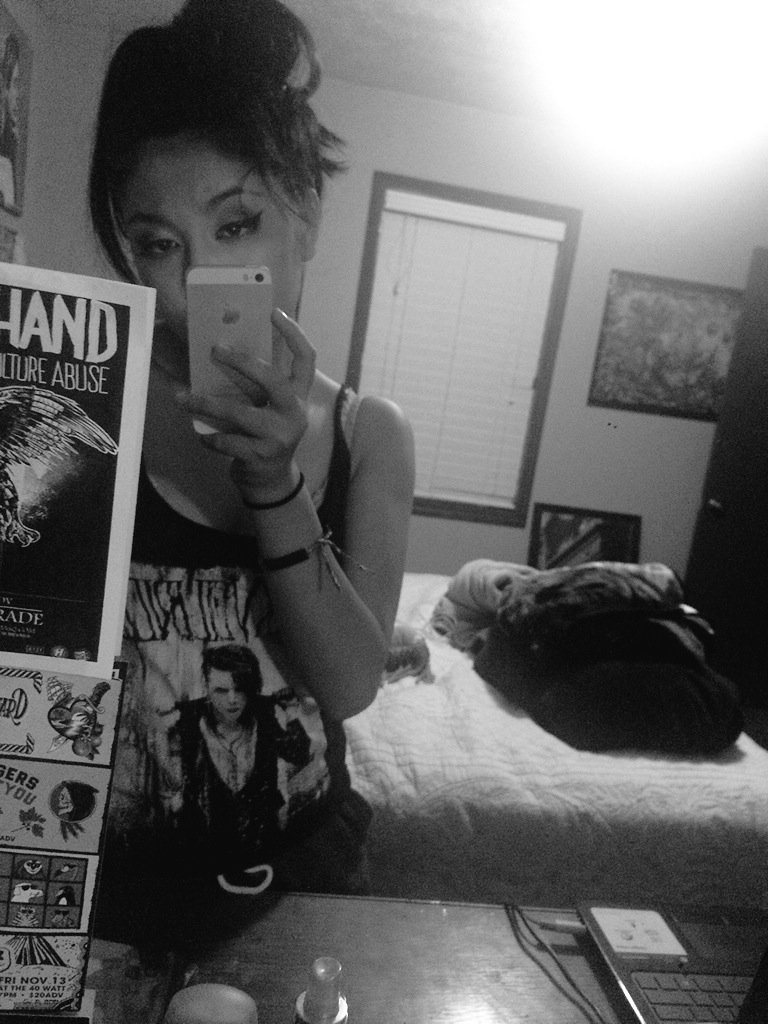 Fag0twy's tweet photo. Yeah. @blackveilbrides https://t.co/rKVypmoSYy